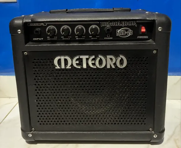 Amplificador Meteoro Demolidor Fwb-20 para Baixo