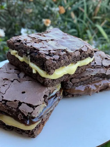 Brownies recheados, artesanal na promoção 