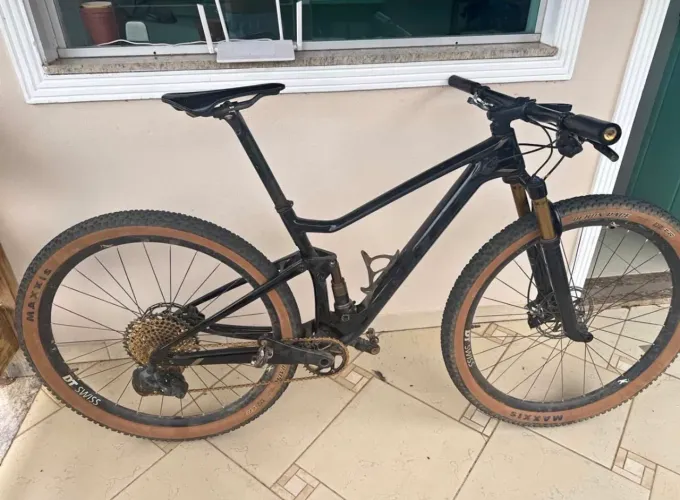 Bicicleta full scott scale 930