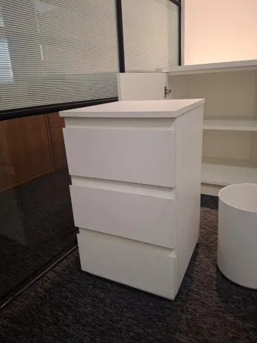 Gaveteiro branco sem rodas
