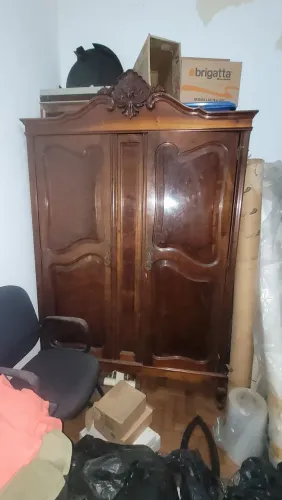 Armário Guarda Roupa Clássico madeira