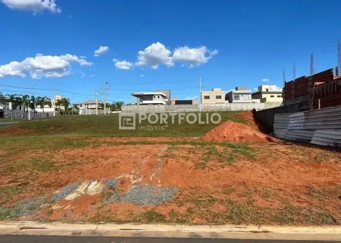 Lote/Terreno à venda, 348 m² no Jardins Capri, Senador Canedo