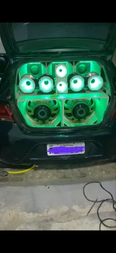 Som automotivo