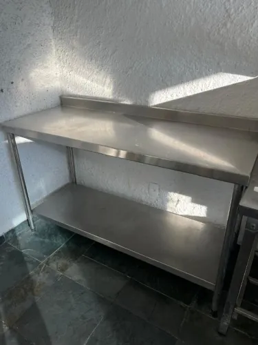 mesa/bancada inox 2 andares 