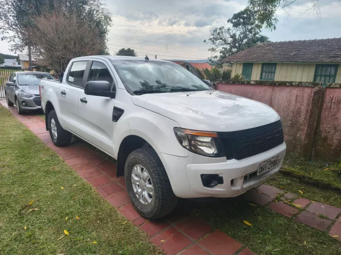 Ford Ranger XLS 2.2 4X4 CD Diesel Mec. 2015