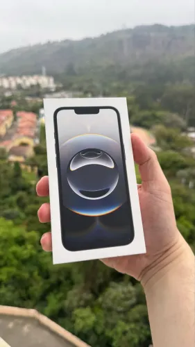 iPhone 16e 128GB LACRADO NOVO