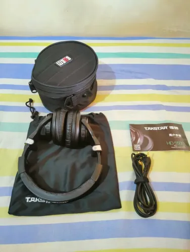Fone DJ Takstar HD5500 + Case BUBM