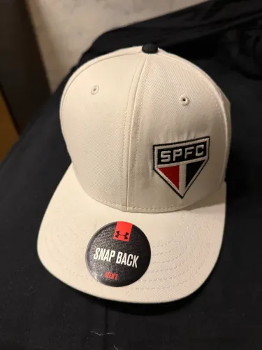 Boné SPFC Branco Under Armour Lindo