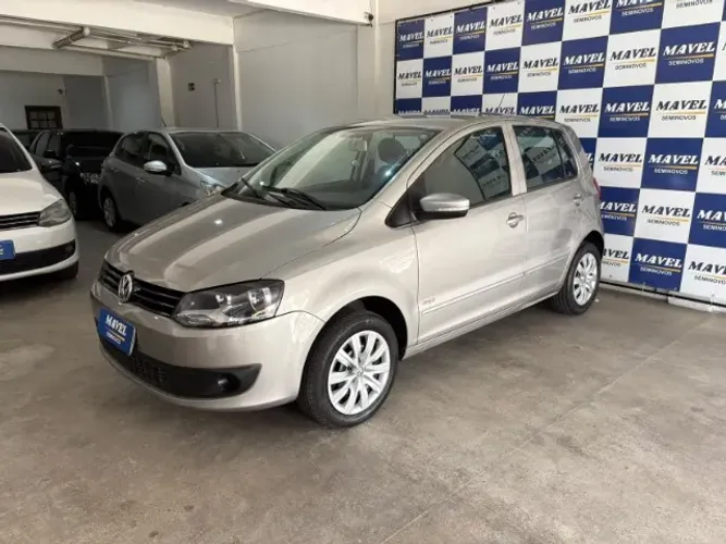 Volkswagen Fox 1.0 MI Total Flex 8V 5P 2012