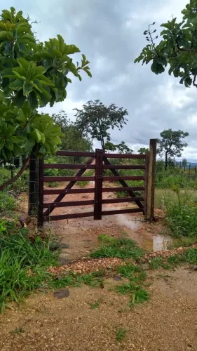 Terreno à venda de 1.800 m² com Cabana Rústica 