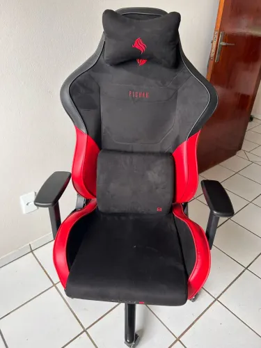 Cadeira gamer Omega S