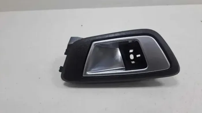 Maçaneta Int Porta Tras Dir Ford New Fiesta Mex 12/15 Orig Prata Traseira