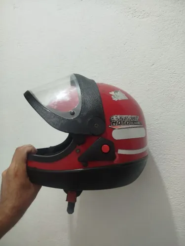 Capacete