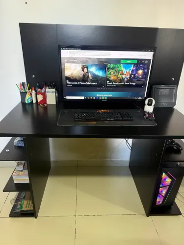 ESCRIVANINHA + PAINEL PARA TV 32