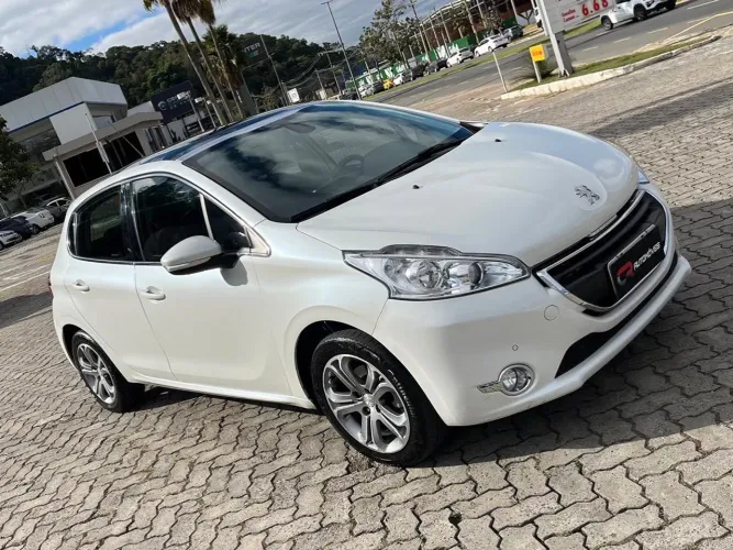 Peugeot 208 Griffe 1.6 Flex 16V 5P Aut. 2016