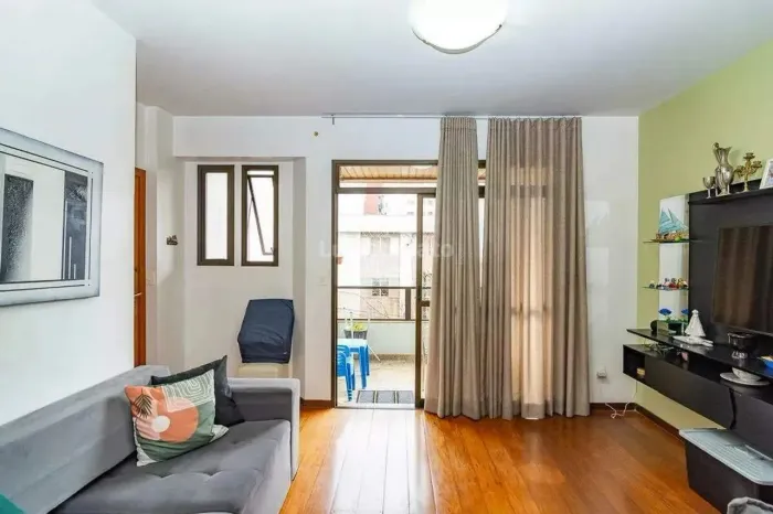 Apartamento à venda no Bairro Gutierrez