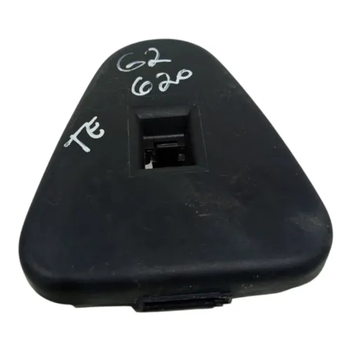 Soquete Lanterna Traseira Esquerda Volkswagen Gol G2 94 A 05