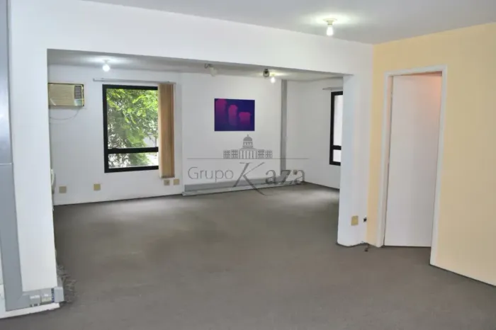 Conjunto Comercial - Jardim América - 80m².