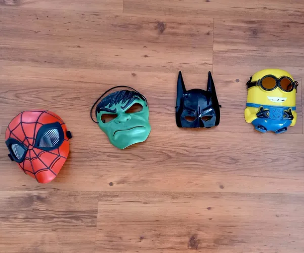 Máscaras de Super-Heróis e Personagens diversos - R$ 25/cada