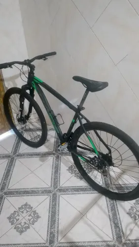 Vendo ou troco por dinheiro