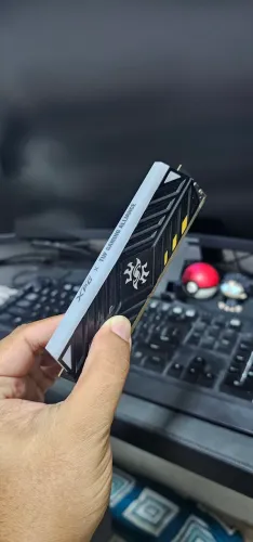 MEMÓRIA RAM RGB XPG 8GB 3000MHZ