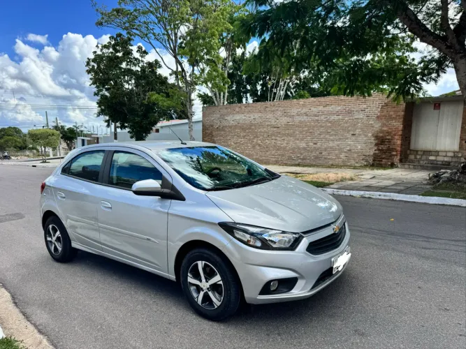 Chevrolet Onix Hatch LT 1.0 8V Flex Mec. 4P 2018