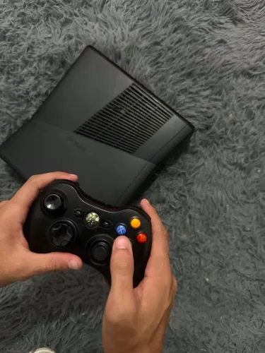 XBOX 360 SLIM - OPORTUNIDADE