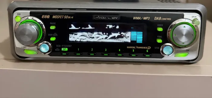 CD Pioneer DEH-P7550MP golfinho