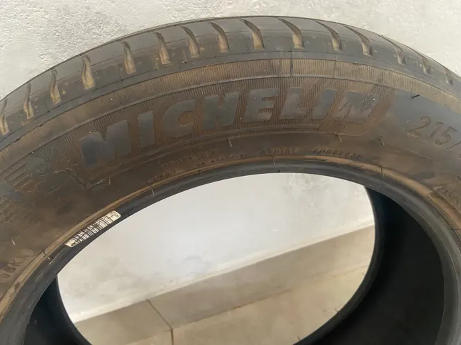 04 Pneus semi novos 17