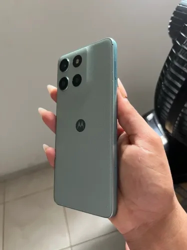 Moto g56