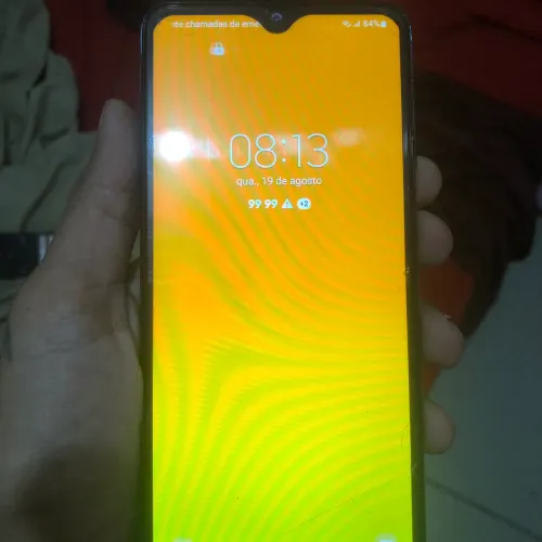 Um celular Samsung pra vender