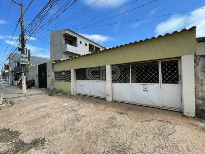 Casa Comercial com 3 Salas na Av. Beira Rio