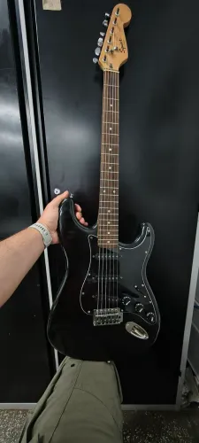 Guitarra Fender Squier Bullet 2007