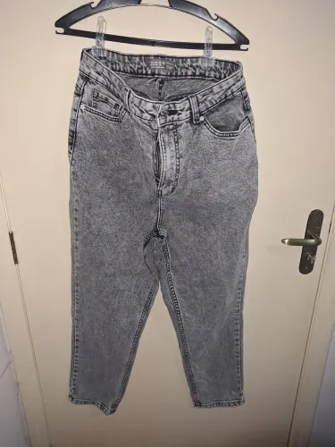 Calça Jeans Mom Marmorizada (Primark)
