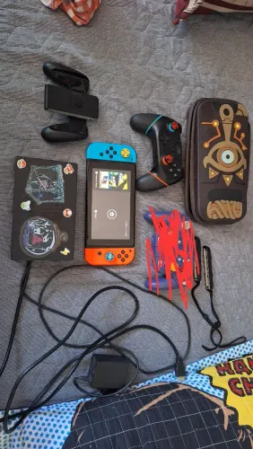 Nintendo Switch 1 , bloqueado , 1 controle e cartão de memória de 128 GB