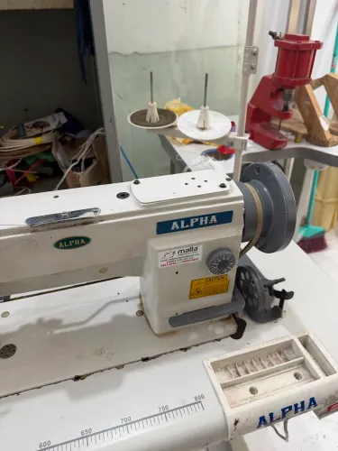 Máquina de costura Alpha industrial (transporte triplo)