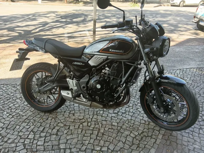 Kawasaki Z-650 RS 2022/2023