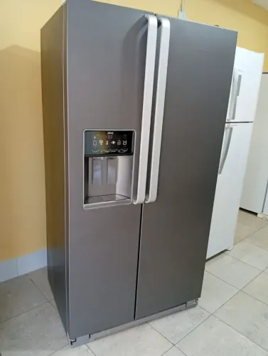 Geladeira sidy by side Brastemp fros free
