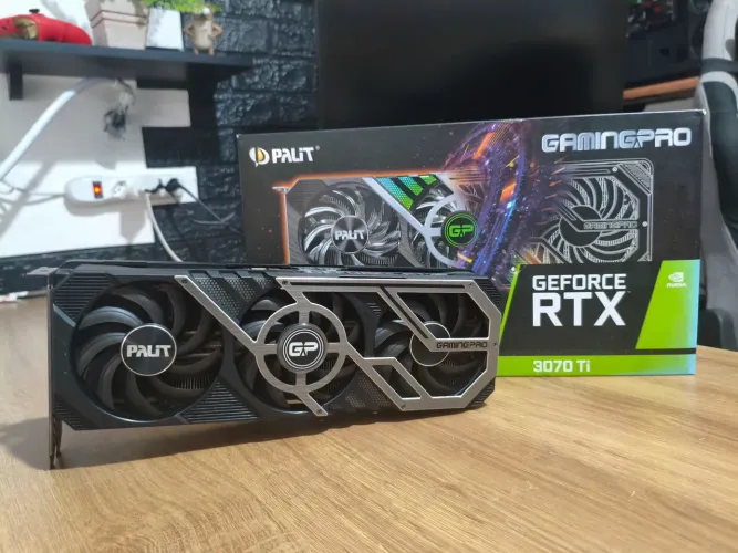 Placa de vídeo RTX 3070 Ti Palit GamingPro