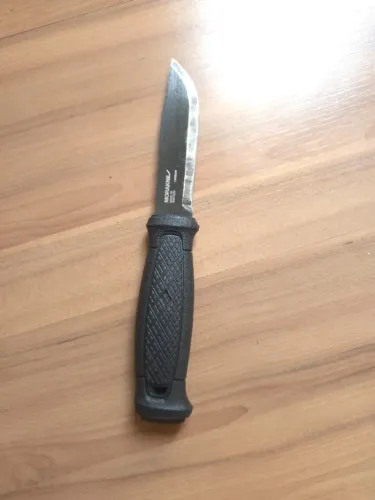 Faca bushcraft