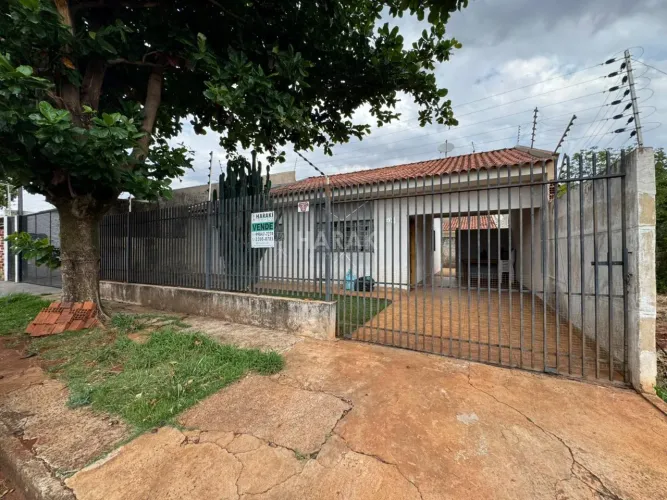 Casa para Venda no bairro Jardim Universo, localizado na cidade de Maringá / PR.