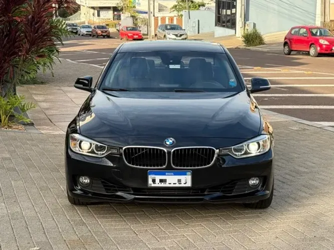 BMW 320I A 2.0 Turbo/activeflex 16V 184cv 4P 2014