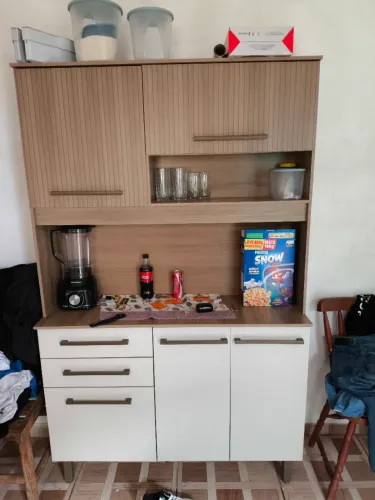 Vendo armário novo apenas 2 meses de uso
