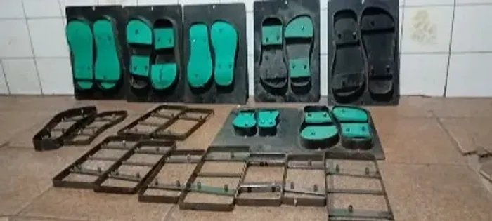 Facas de cortar chinelo