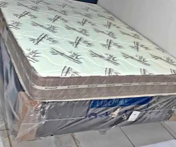 Cama casal colchão semiortopedico