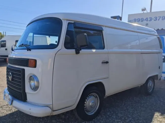 Volkswagen Kombi Furgão 1.4 MI Total Flex 8V 2014