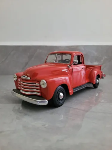 Chevrolet 3100 Miniatura 1:24 - Excelente estado