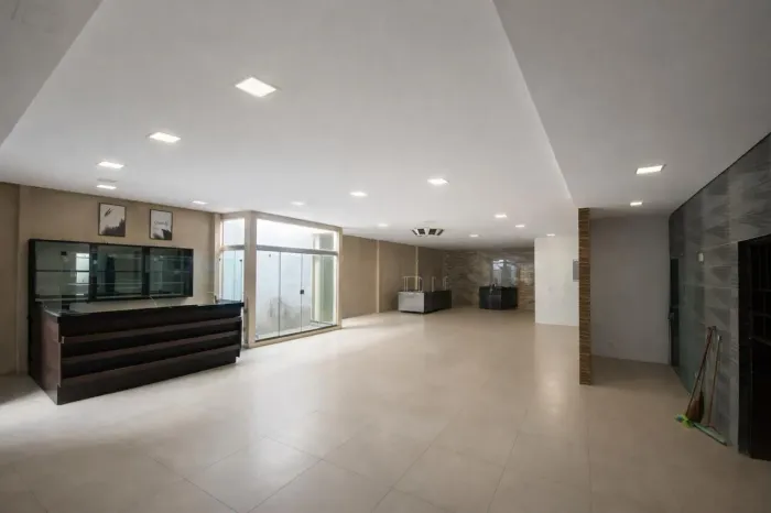 Sala Comercial - Loja no Setor Garavelo para Aluguel / Locação no Setor Garavelo em Aparec