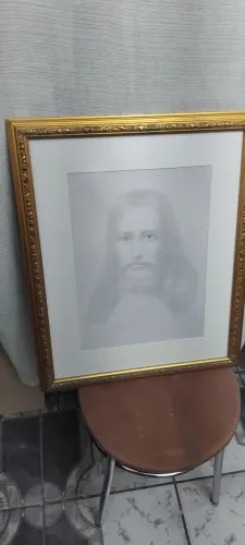 Quadro antigo face de Jesus.