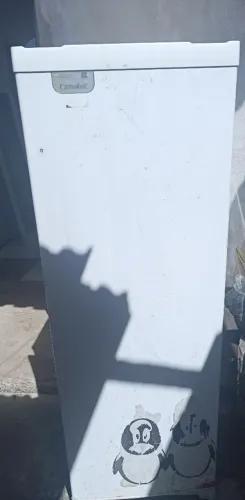 Geladeira Emaltec Quero Desapegar